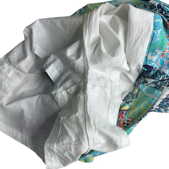 Lilly Pulitzer Marigold Skort in Multi Sailor Patch. Size 10 - Picture 6 of 9